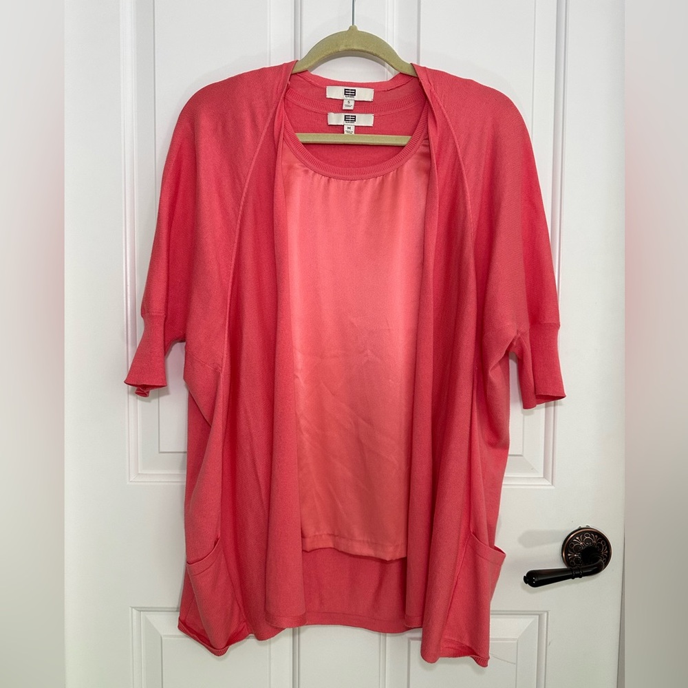 Coral Etcétera tank and sweater set.